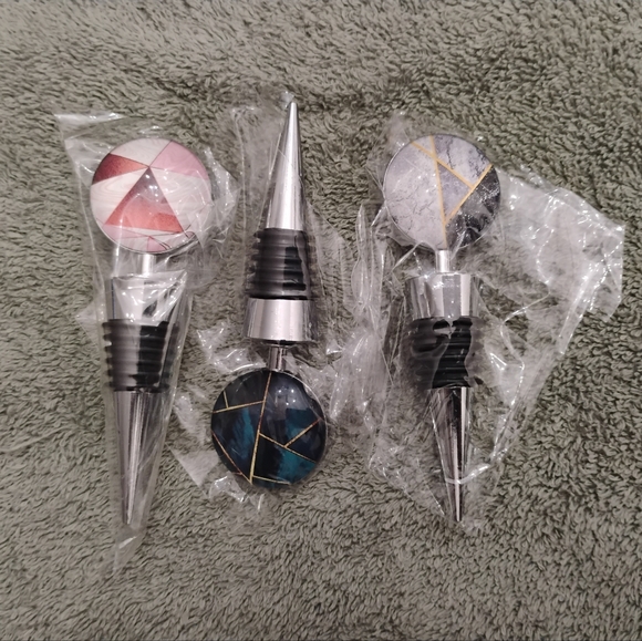 Art Glass Beverage Bottle Stoppers, Set of 3 - Picture 12 of 12